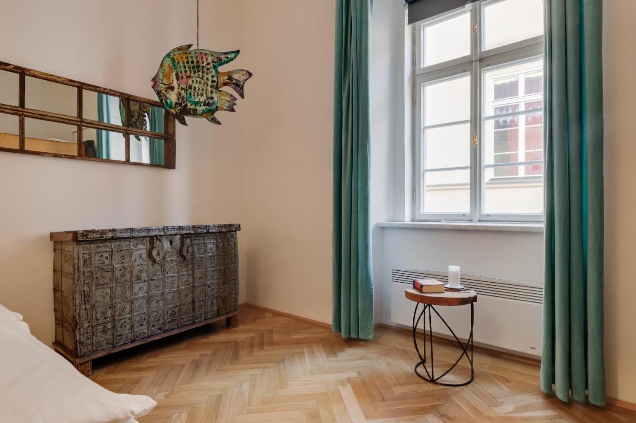Curiosity Apartments Praha Bagian luar foto