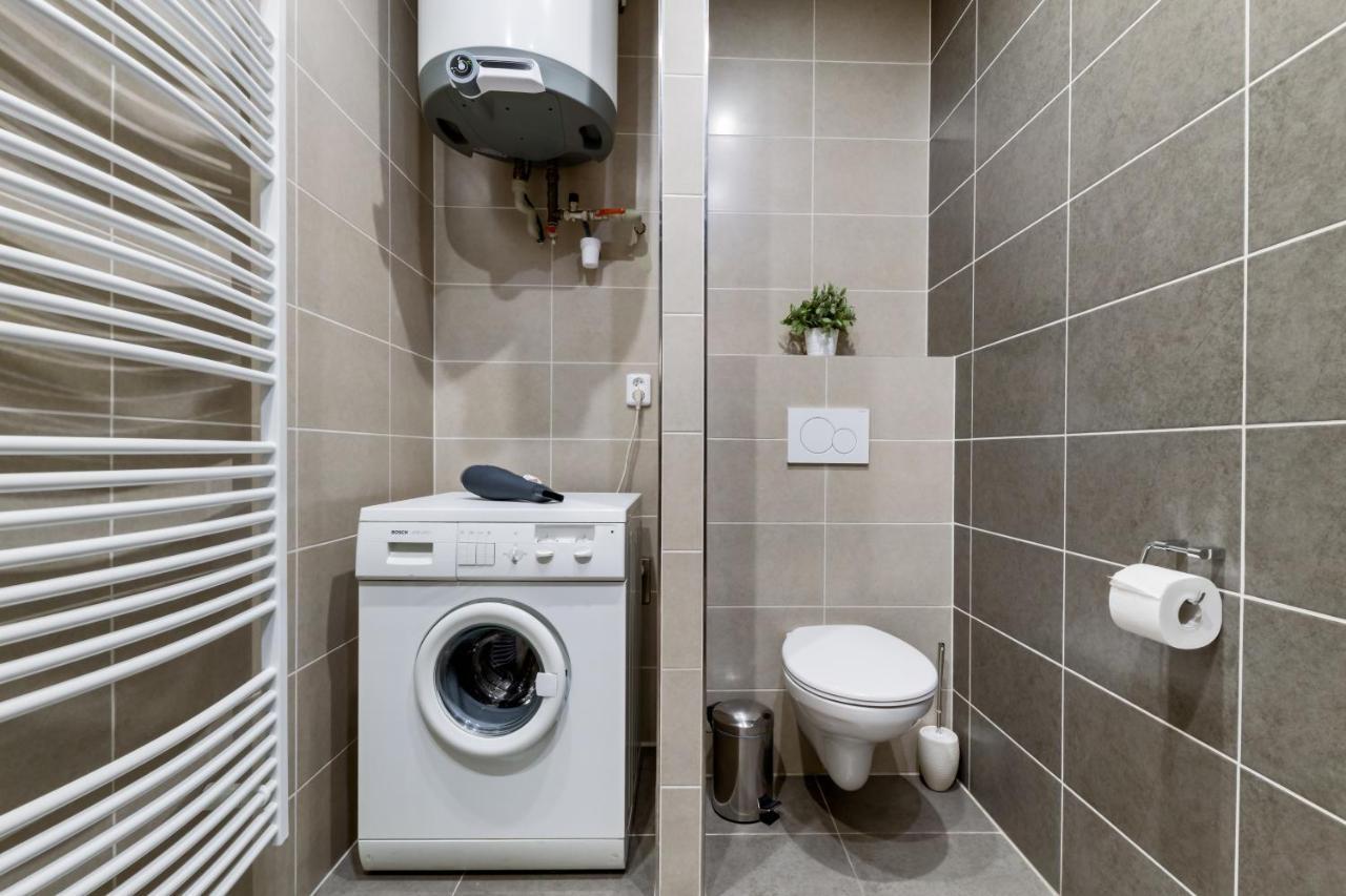 Curiosity Apartments Praha Bagian luar foto