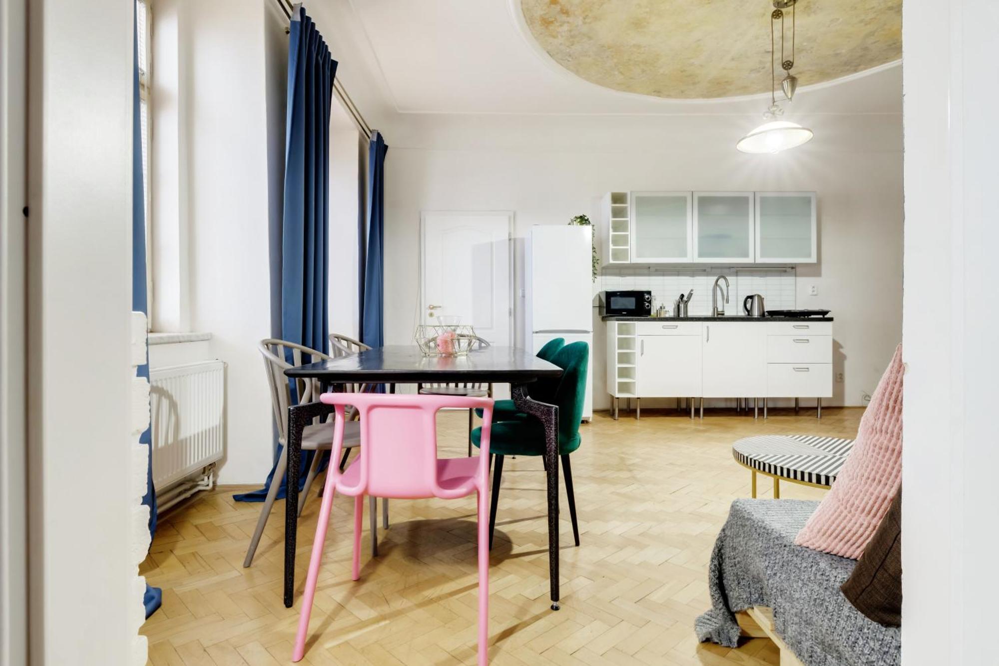 Curiosity Apartments Praha Bagian luar foto